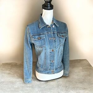 Izod Womens Denim Trucker Jacket Cotton Spandex Stretch S